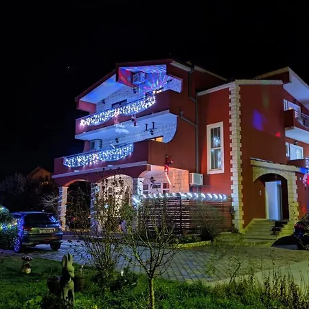 Modern Apartment Near Split & Trogir Kastela Exterior photo